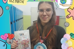 Niebieski-i-Zolty-Zabawny-Dzien-Przyjazni-Wpis-na-Instagram_20251128_111547_0015